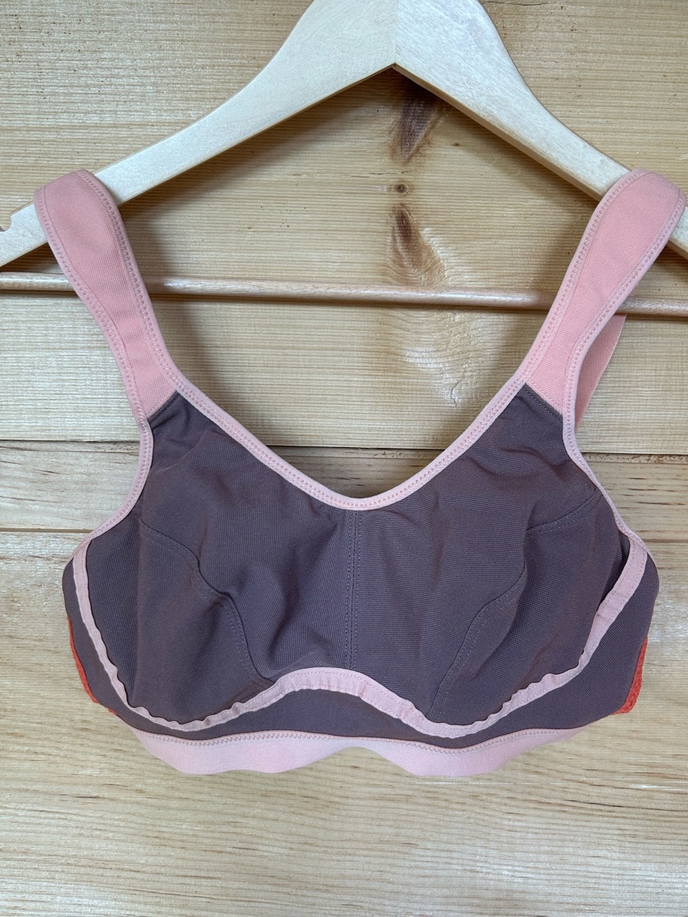 EUC Syrokan sports bra 34C